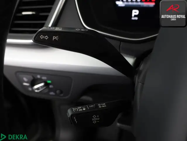 Audi Q5 view 15