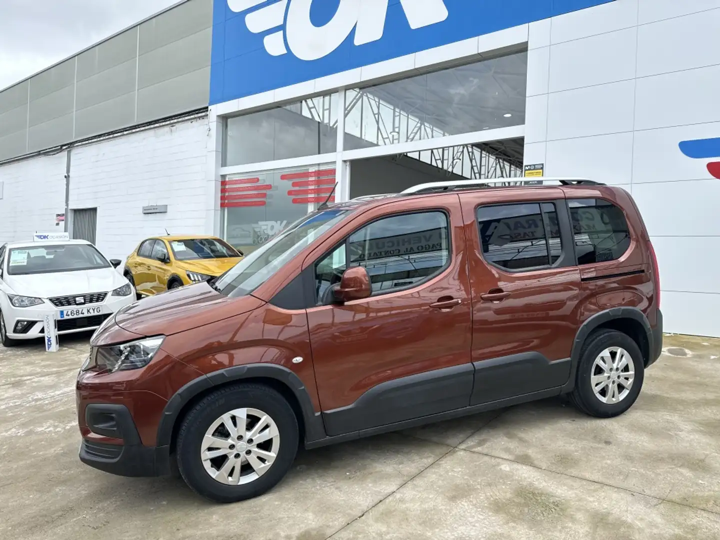 Peugeot Rifter 1.5BlueHDi S&S Standard Access 100 Marrón - 2