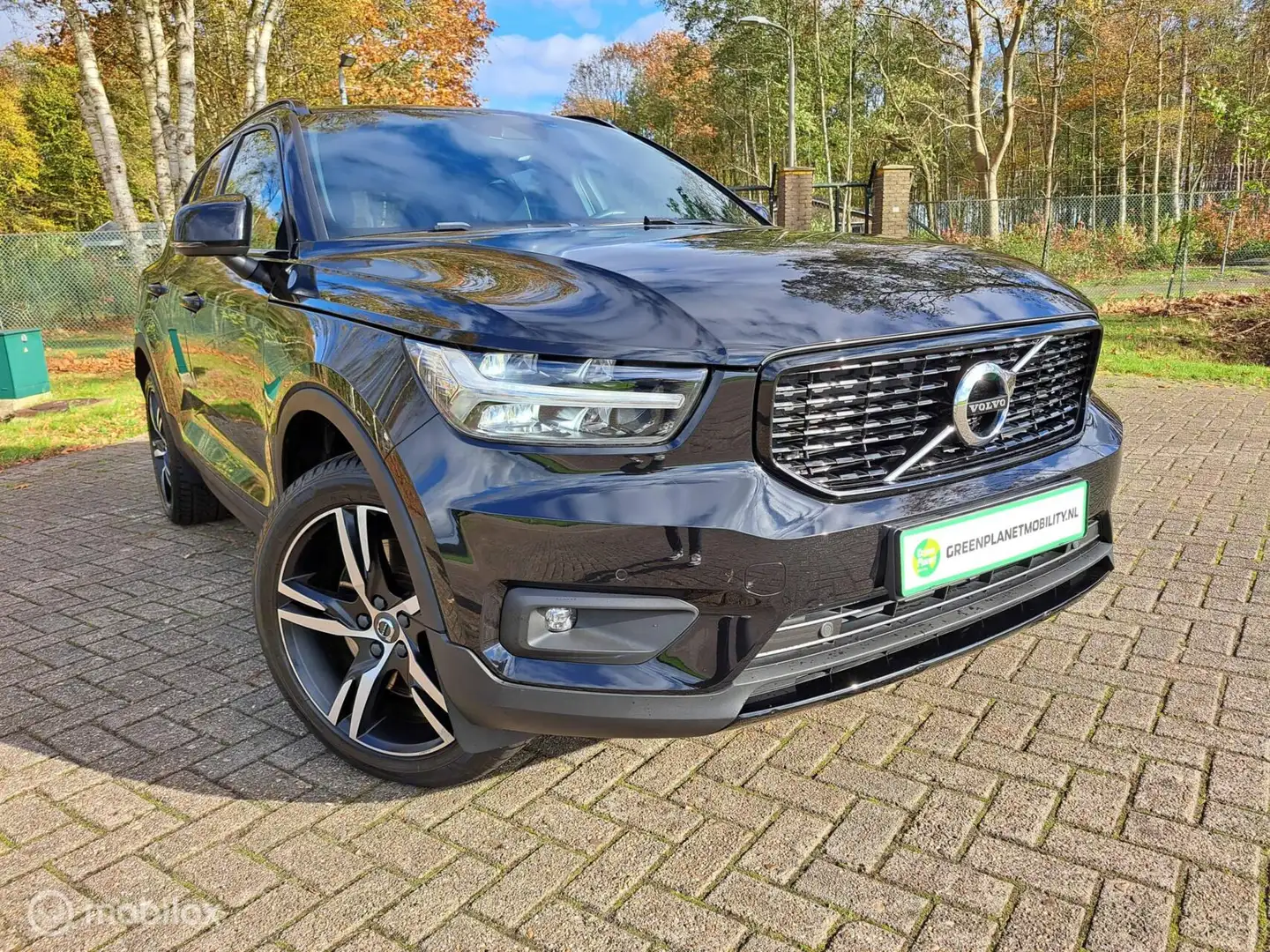 Volvo XC40 1.5 T4 Recharge R-Design | Trekhaak Noir - 2