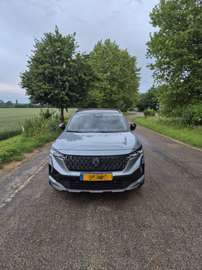 iconic 7 places, full hybrid E-tech