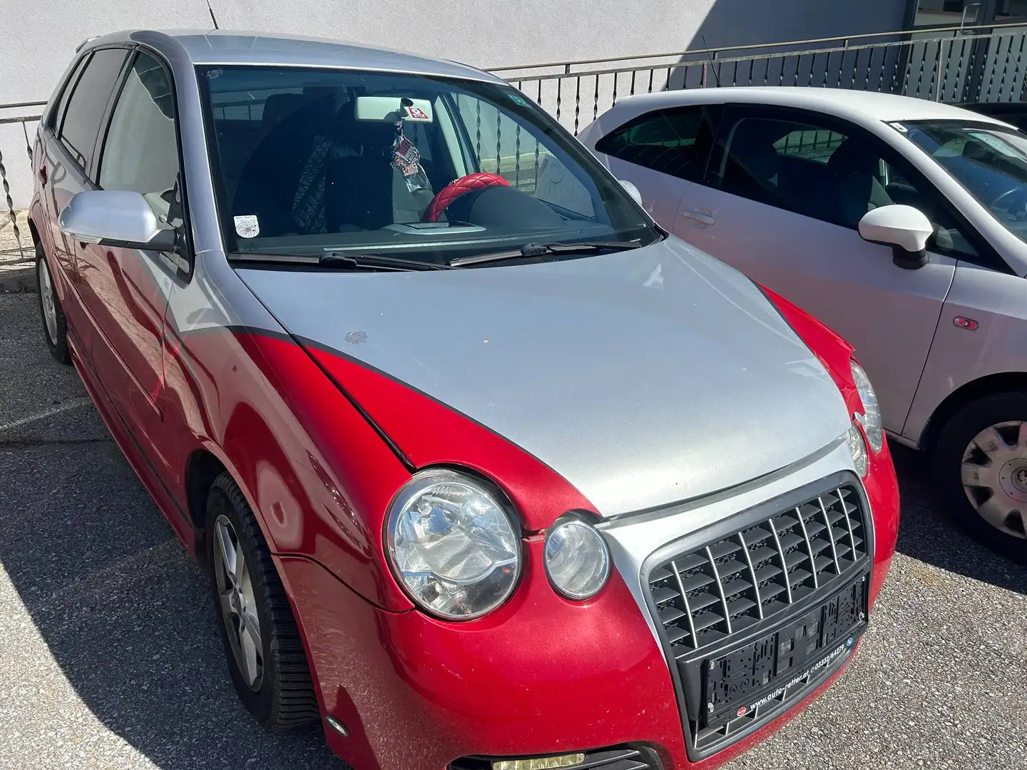Volkswagen Polo - 2