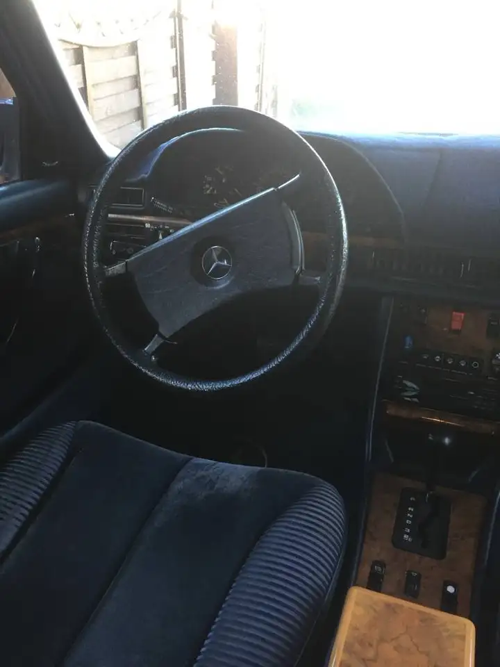 Mercedes-Benz 560 SEL, foto 4