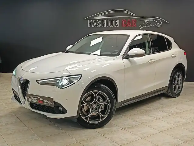 Alfa Romeo Stelvio Stelvio 2.2 t Super Q4 210cv auto