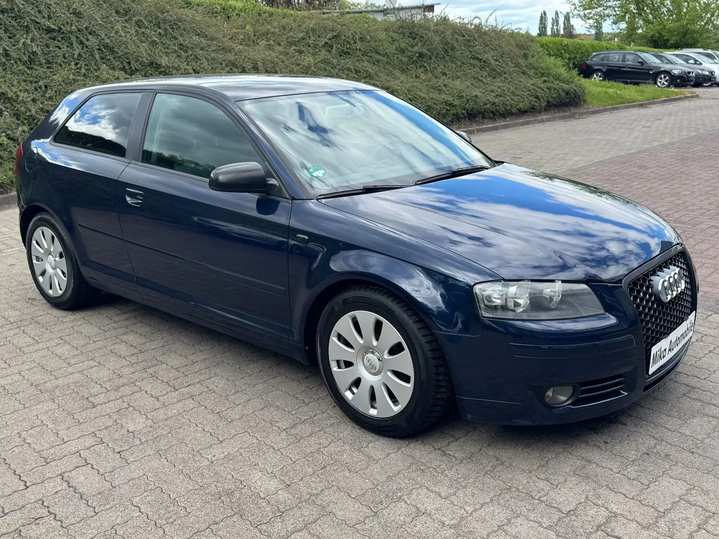 Audi A3 1.8 TFSI Attraction Motorschaden Blau - 1