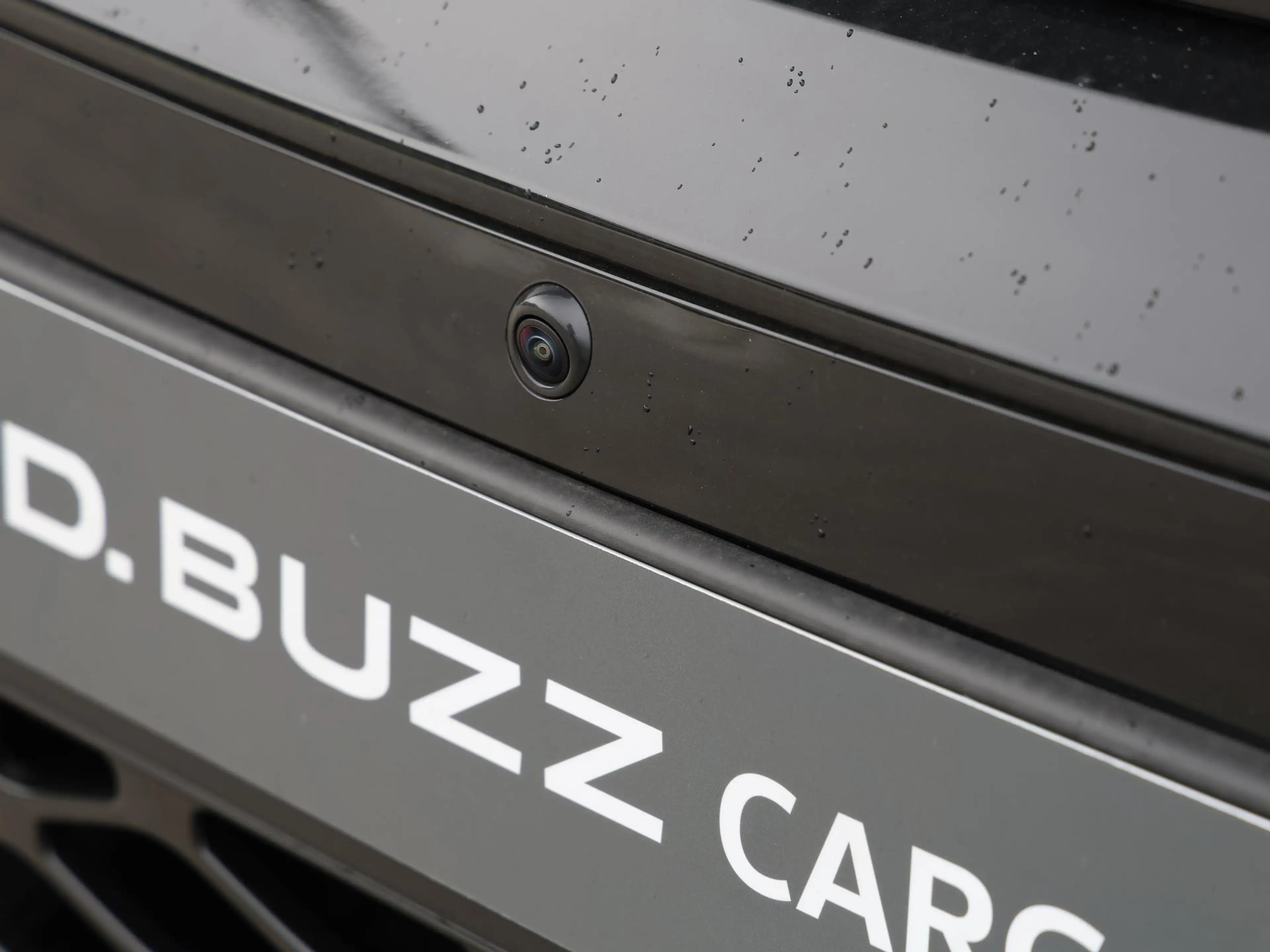 Volkswagen ID. Buzz Cargo Bulli Limited Edition Elektromotor 286PK 79 kWh | — photo 14