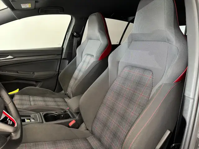Volkswagen Golf view 14