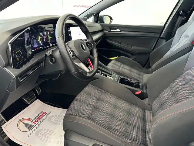 Volkswagen Golf view 12