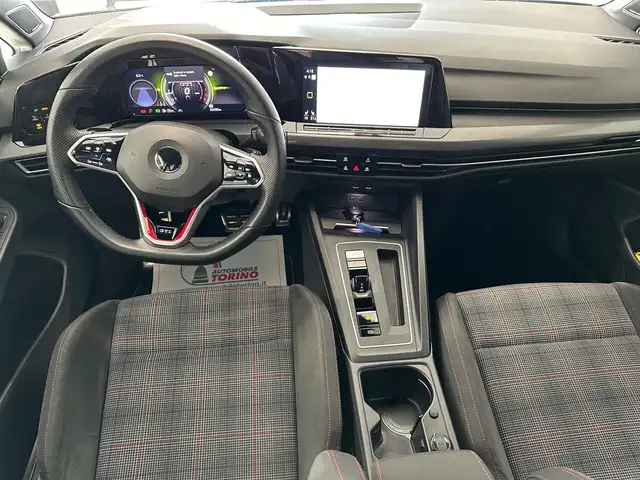 Volkswagen Golf view 11