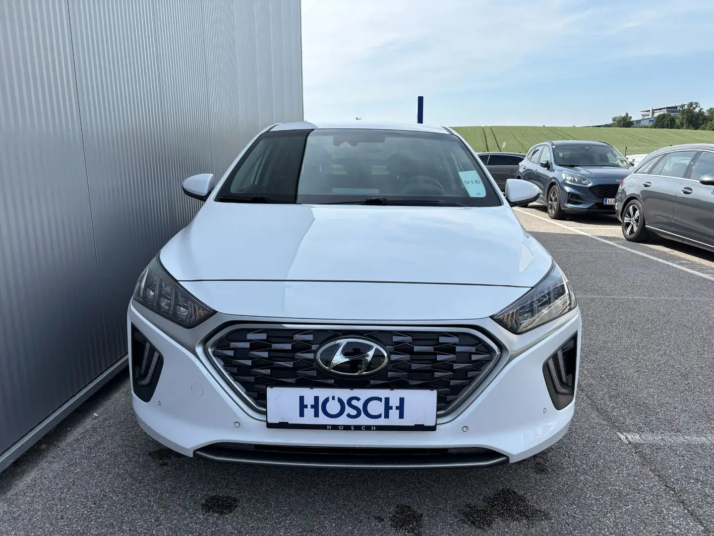 Hyundai IONIQ 1.6 GDi Plug-in Hybrid Level 5 Aut. 8-fach Weiß - 2