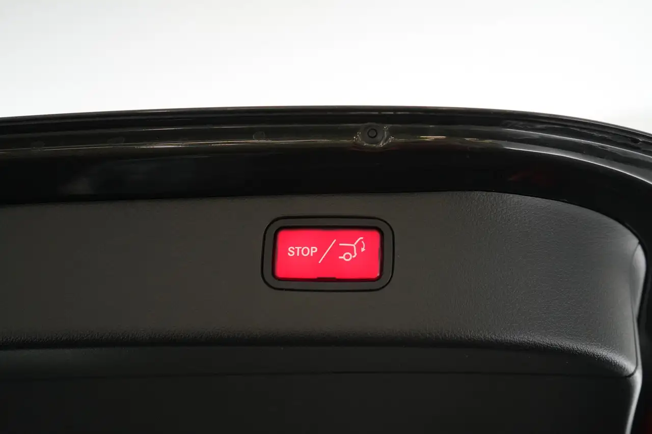 Mercedes-Benz C-Class Break 300e PHEV Business Line LEDER/CUIR LED GPS P, миниатюра 22