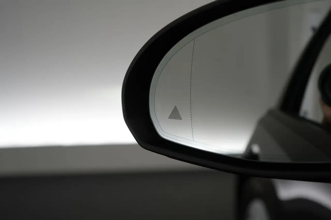 Mercedes-Benz C-Class Break 300e PHEV Business Line LEDER/CUIR LED GPS P, миниатюра 29