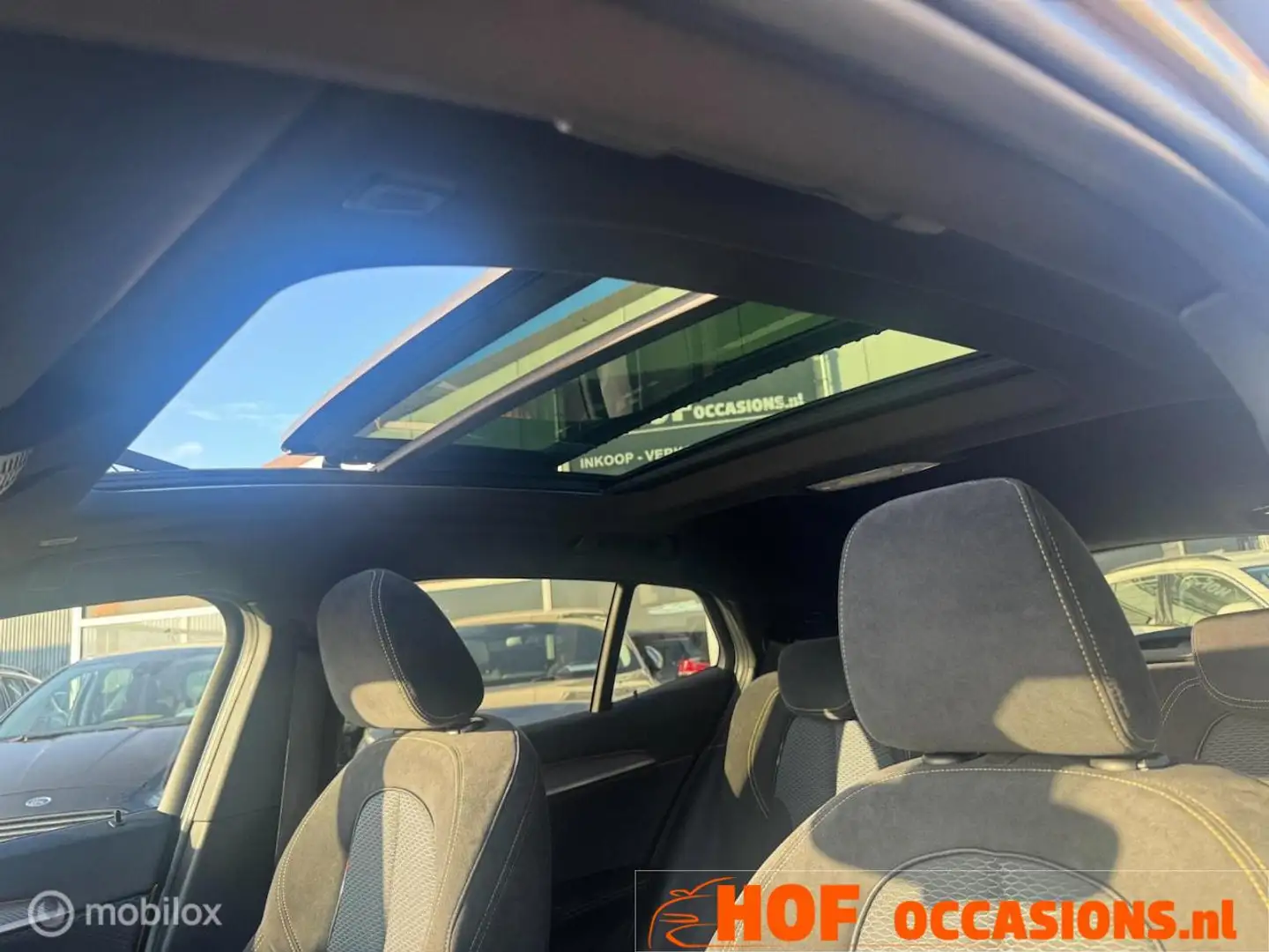 BMW X2 2.0i xDrive High Executive M SPORT/PANO/SFEER/20'' Jaune - 2