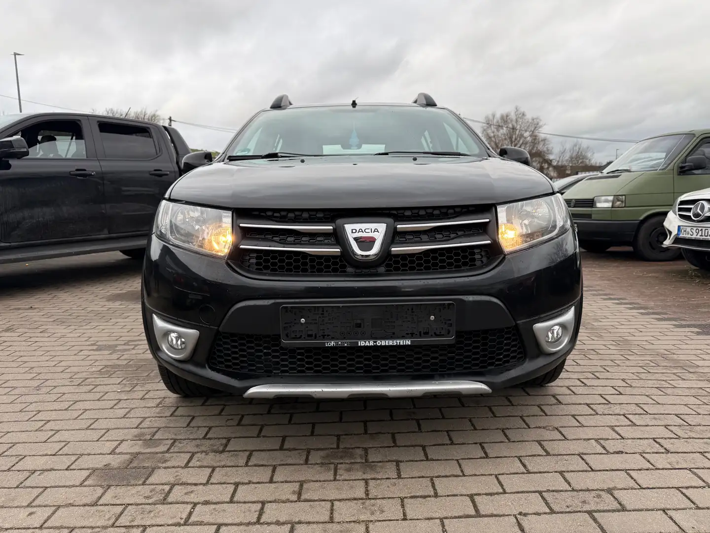 Dacia Sandero Stepway Prestige Schwarz - 1
