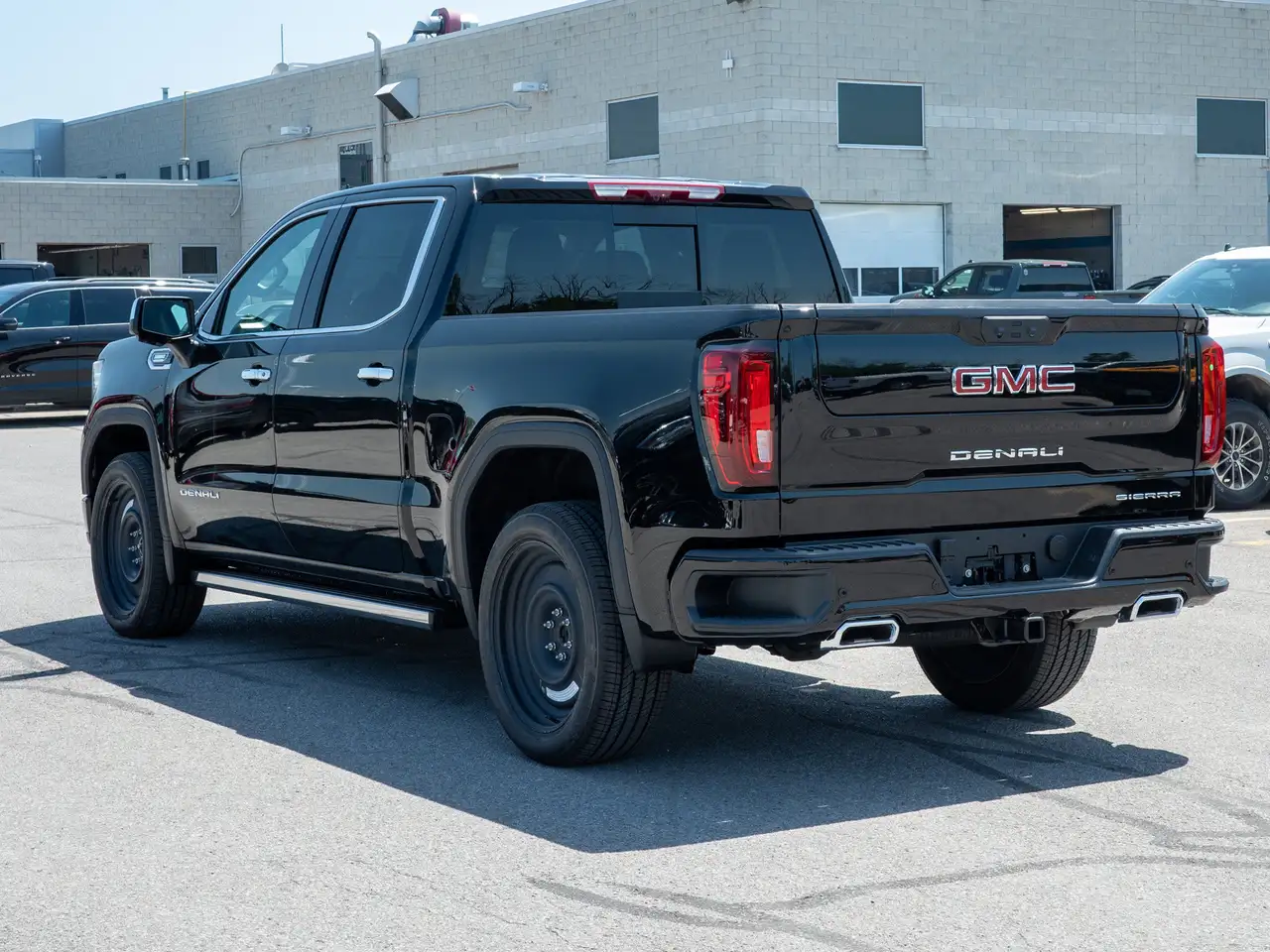 GMC Sierra 1500 снимка GMC Sierra 1500