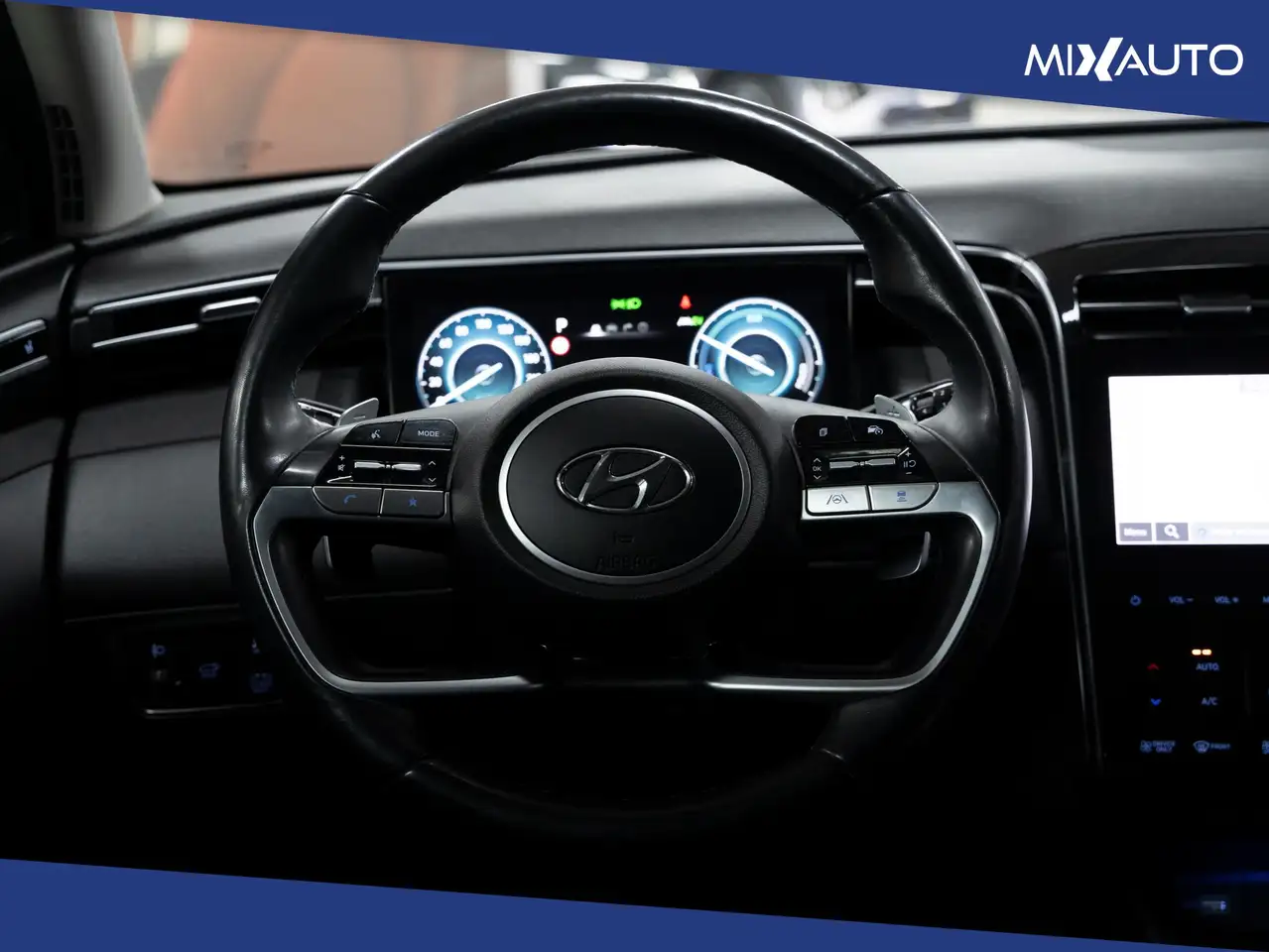 Hyundai TUCSON 1.6 HEV Exellence 2WD Auto 12