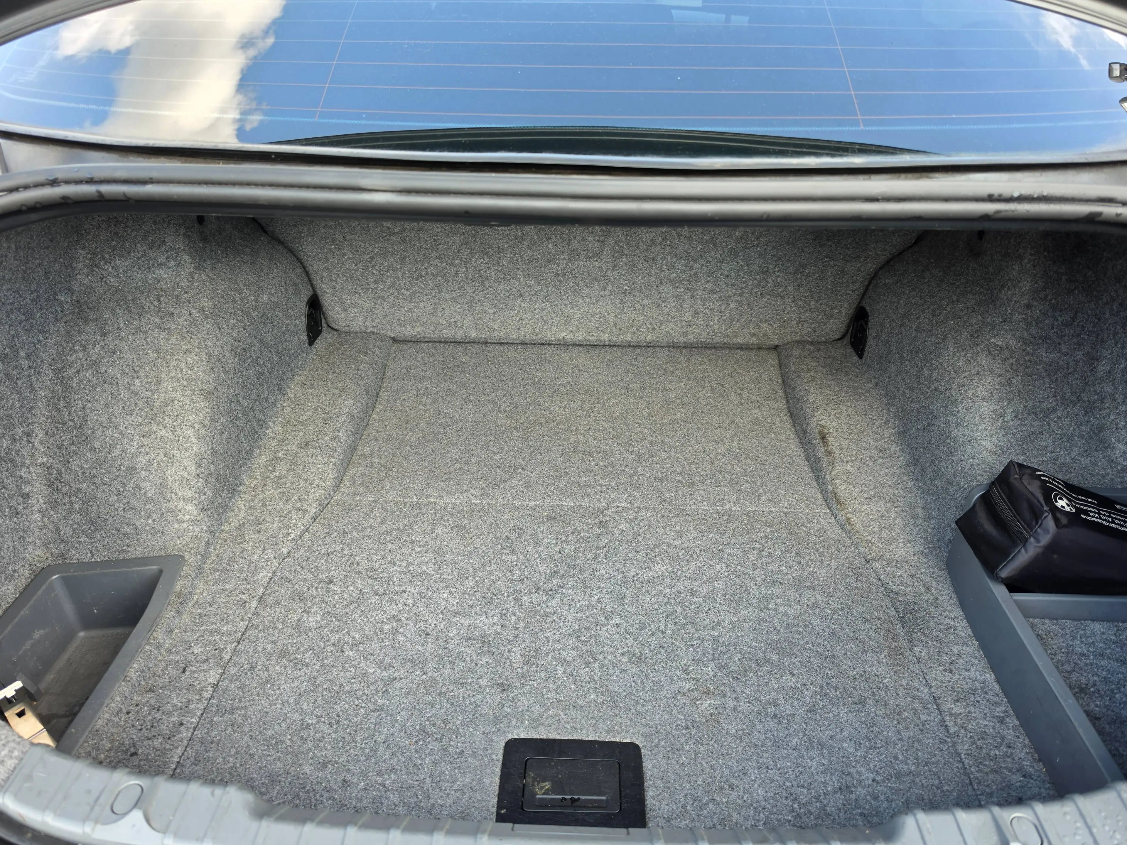 BMW 318 318i Aut. — photo 14