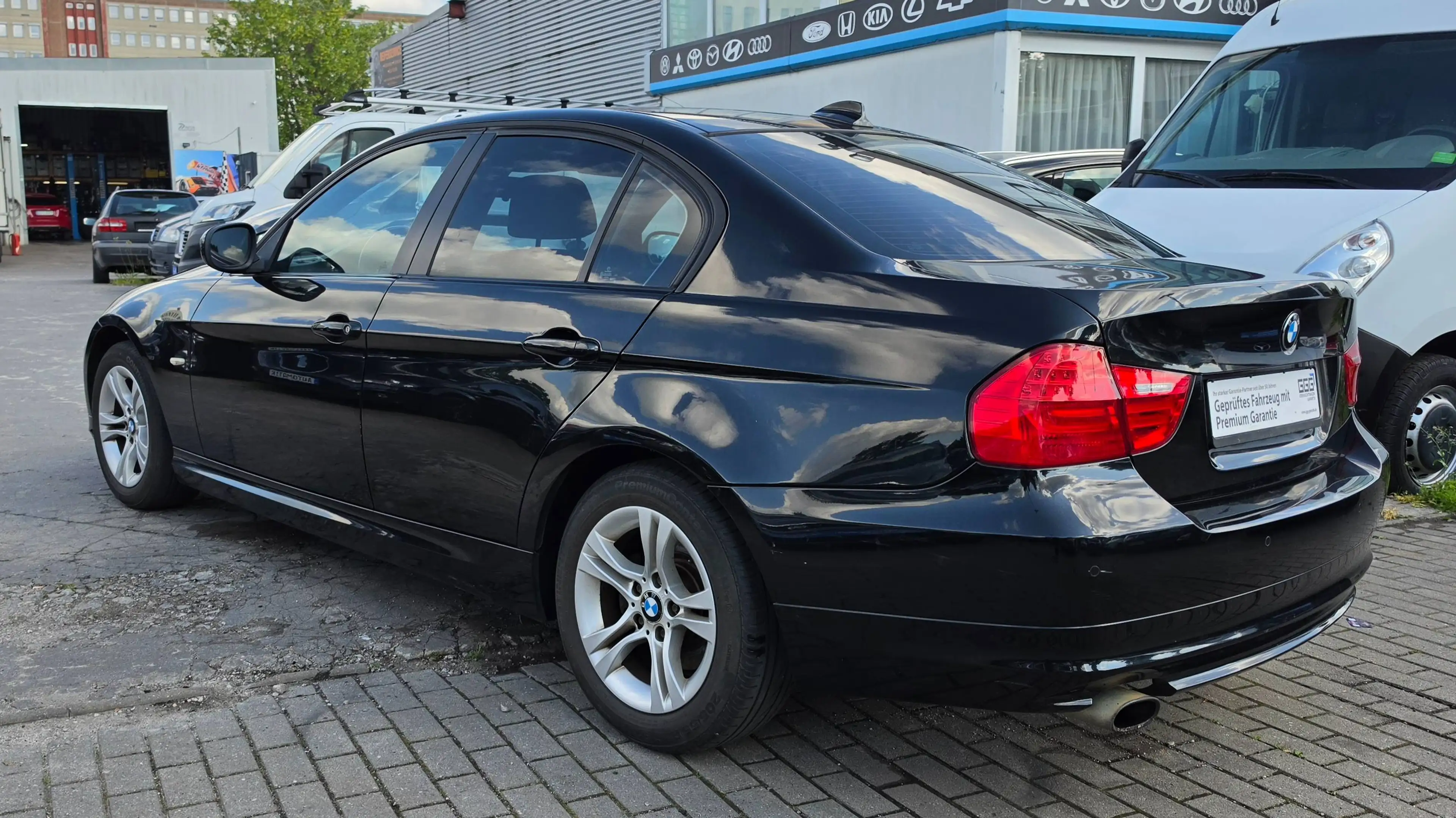 BMW 318 318i Aut. — photo 6