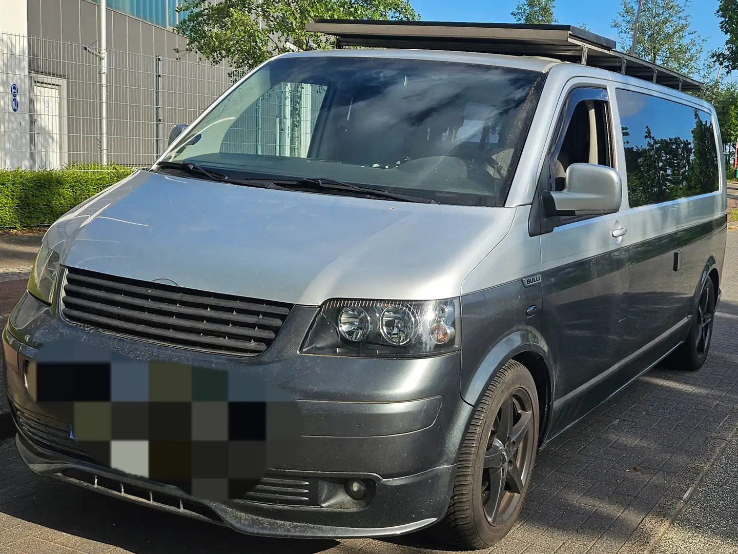 Volkswagen T5 Caravelle Caravelle 4MOTION Lang (5-Si.) DPF Plateado - 1