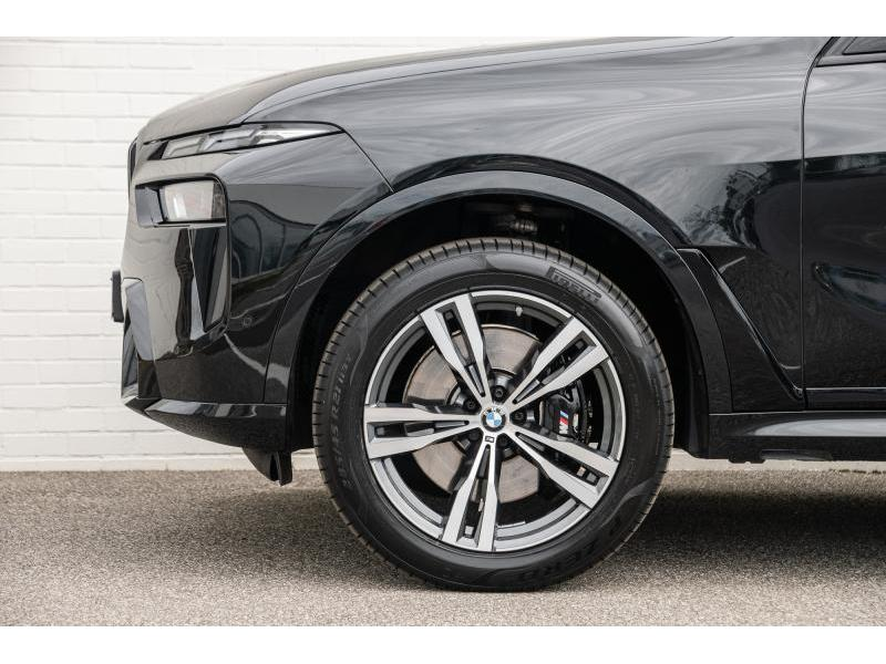 BMW X7 xDrive40d — photo 4