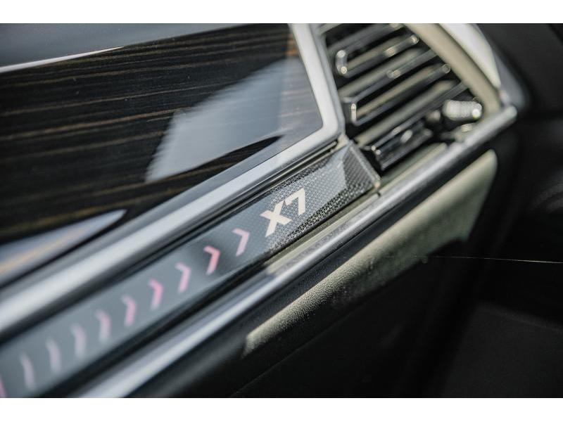 BMW X7 xDrive40d — photo 9