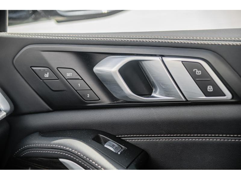 BMW X7 xDrive40d — photo 10