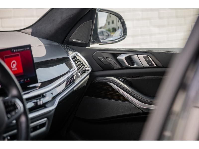 BMW X7 xDrive40d — photo 13
