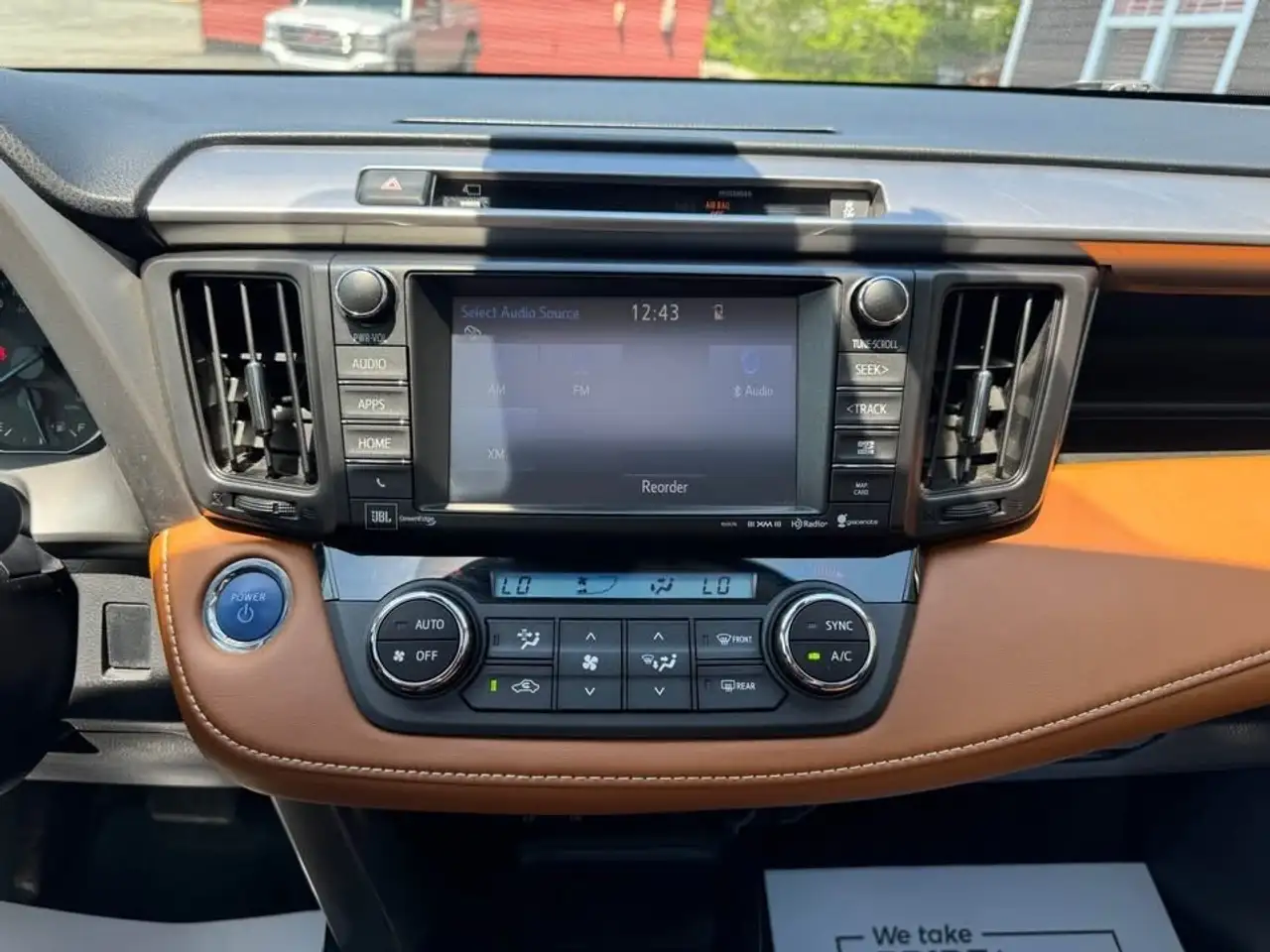 Toyota RAV 4 снимка Toyota RAV 4