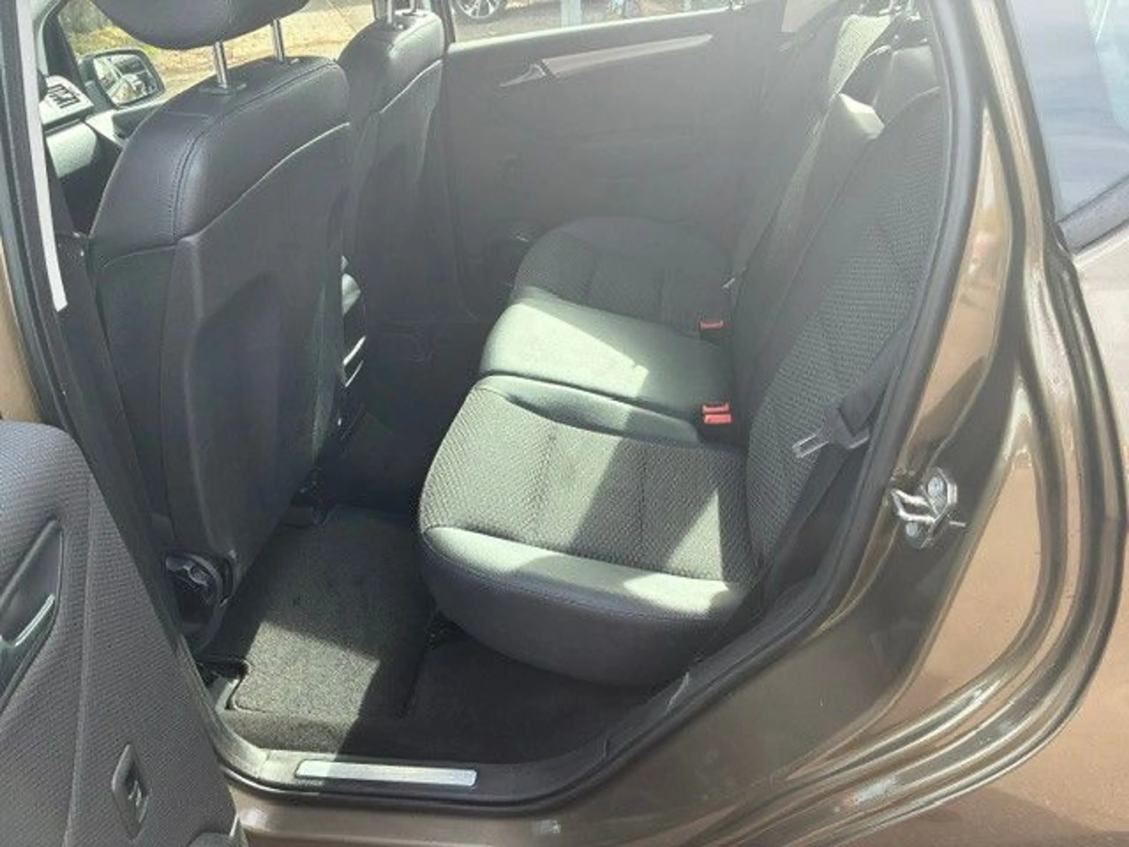 Mercedes-Benz A 160 5-türig Avantgarde — photo 9