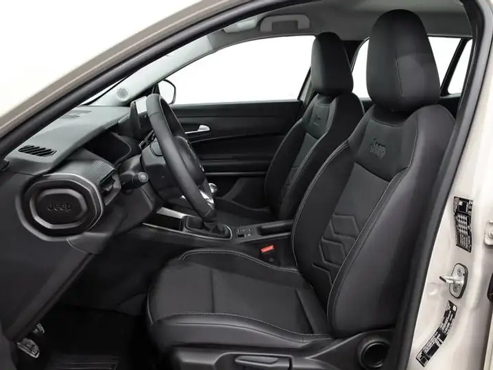 Jeep Avenger 2025, foto 8