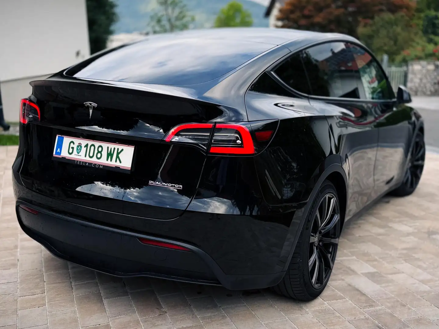 Tesla Model Y Model Y AWD 79kWh Performance Performance Schwarz - 1