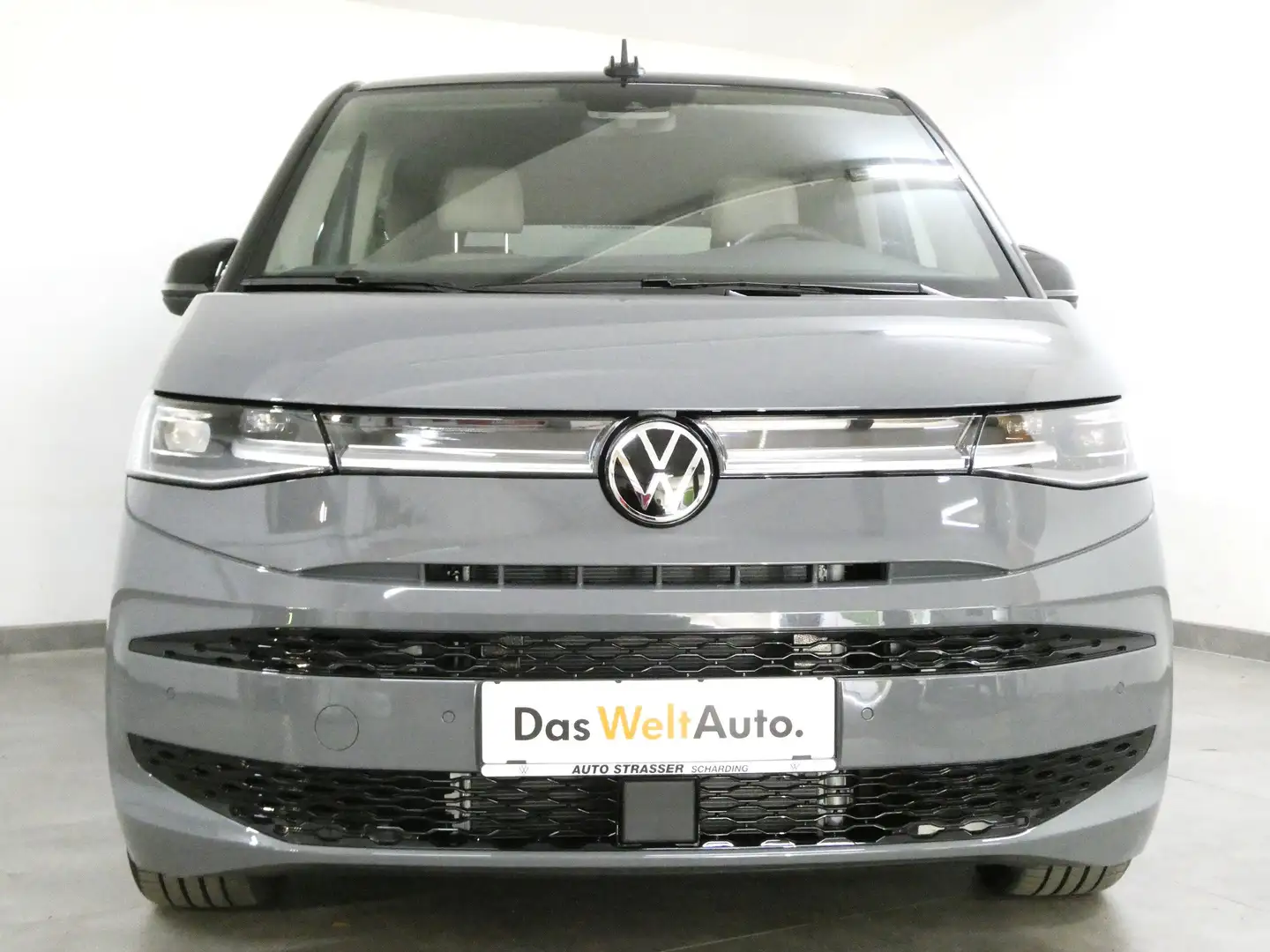 Volkswagen T7 Multivan "Edition" Matrix Navi Ahk ACC Assistenzp. App DAB Grau - 2