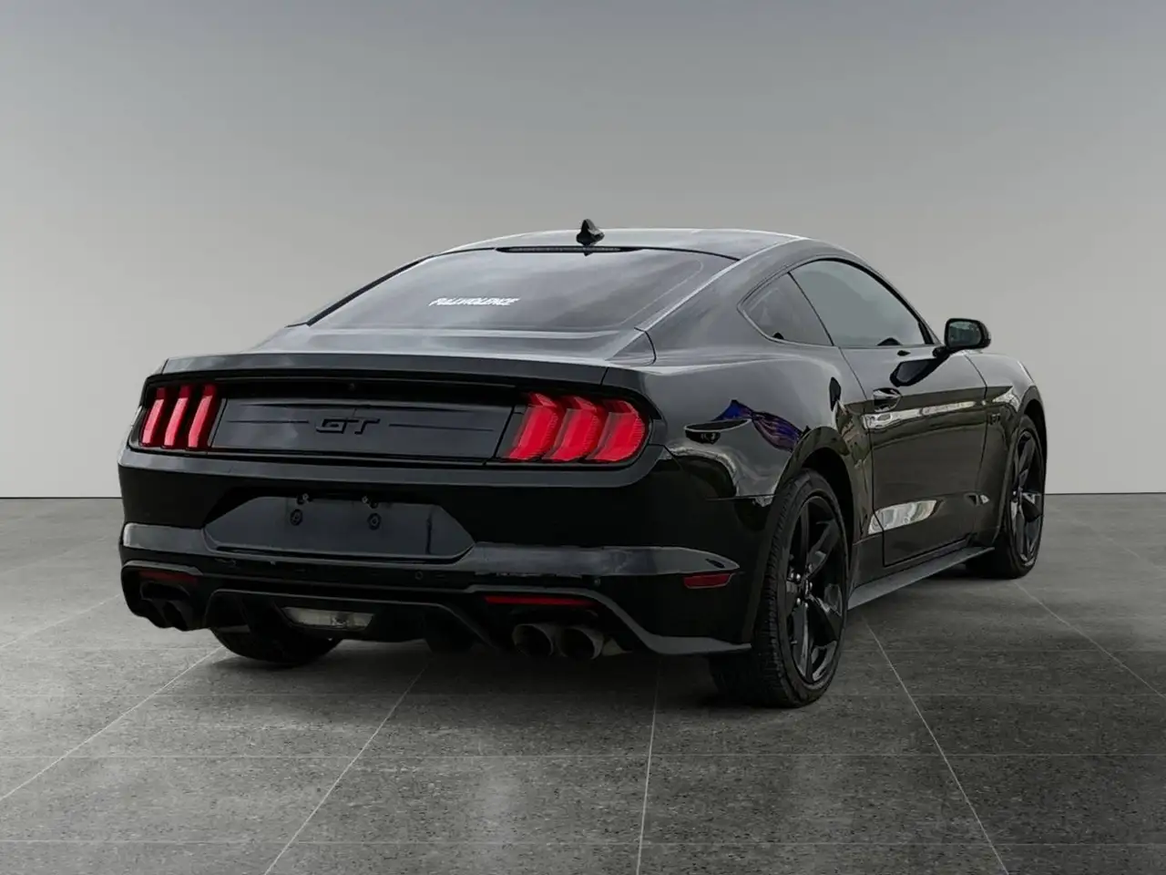 Ford Mustang photo Ford Mustang