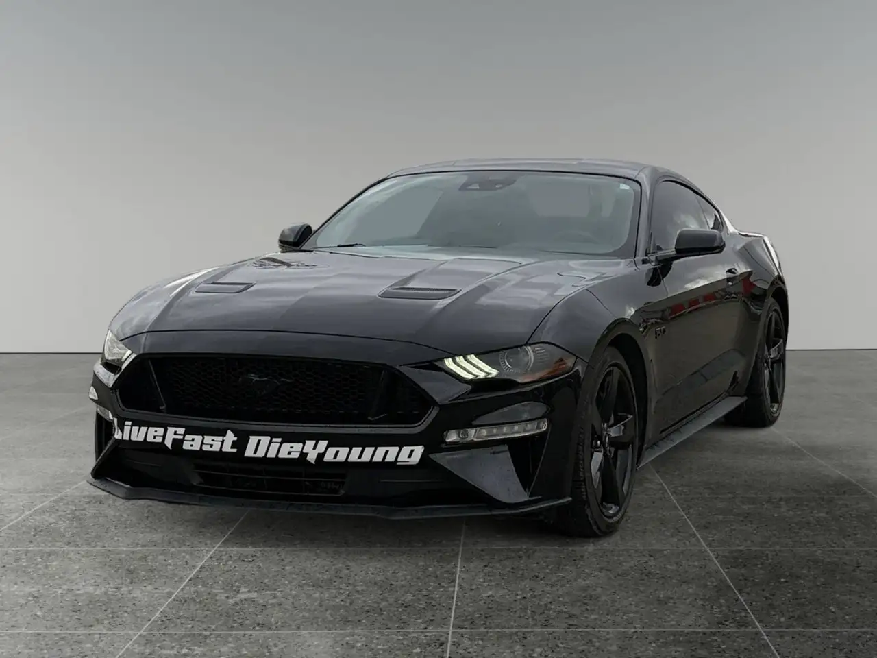 2022 Ford Mustang