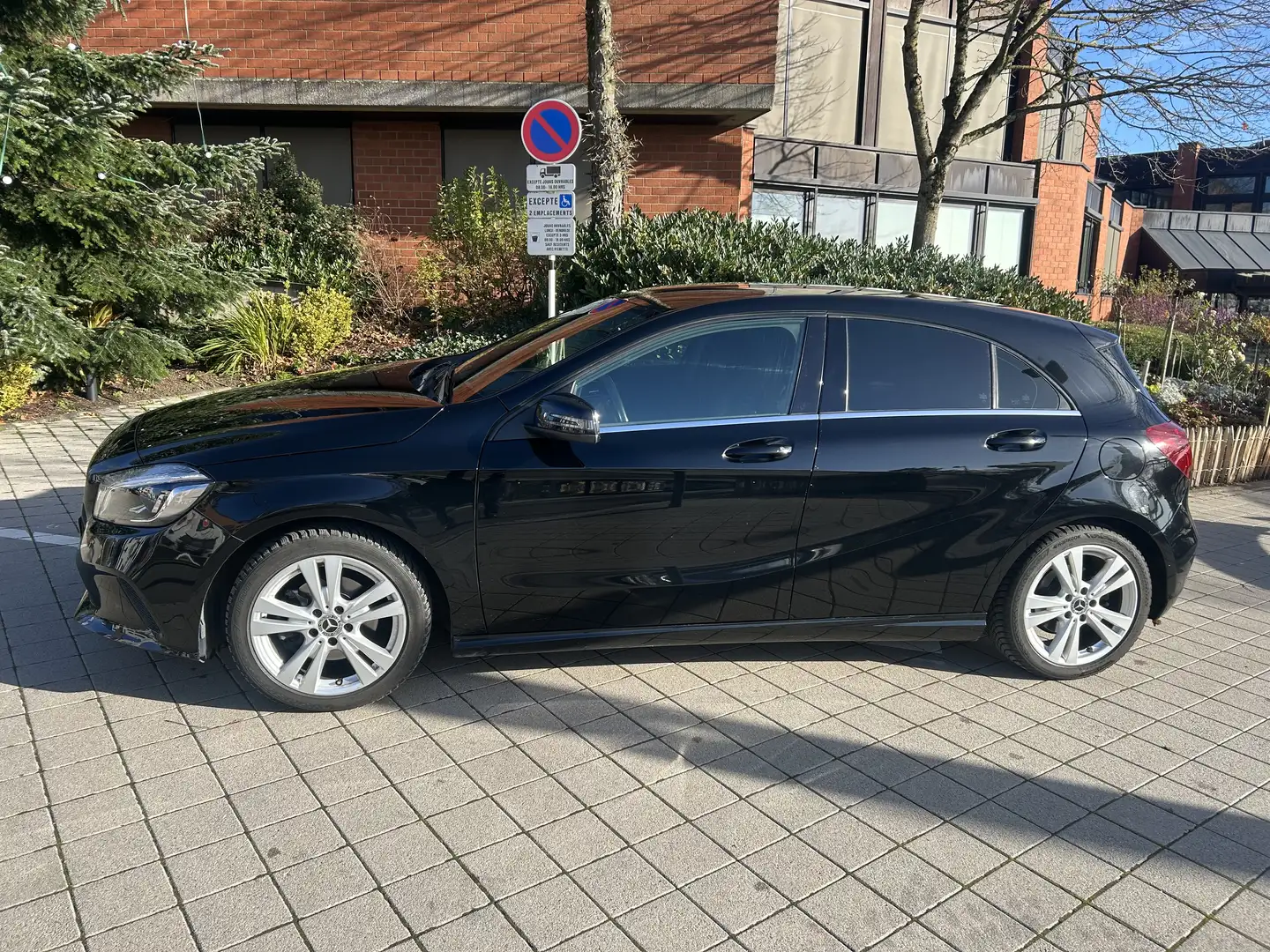 Mercedes-Benz A 180 Classe 7G-DCT Inspiration - 2