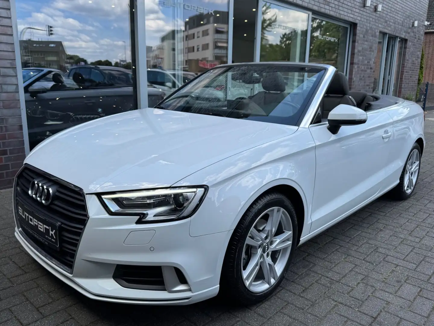 Audi A3 Cabriolet 35 TFSI sport MMI°DSP°LM17°1Hand Blanc - 1