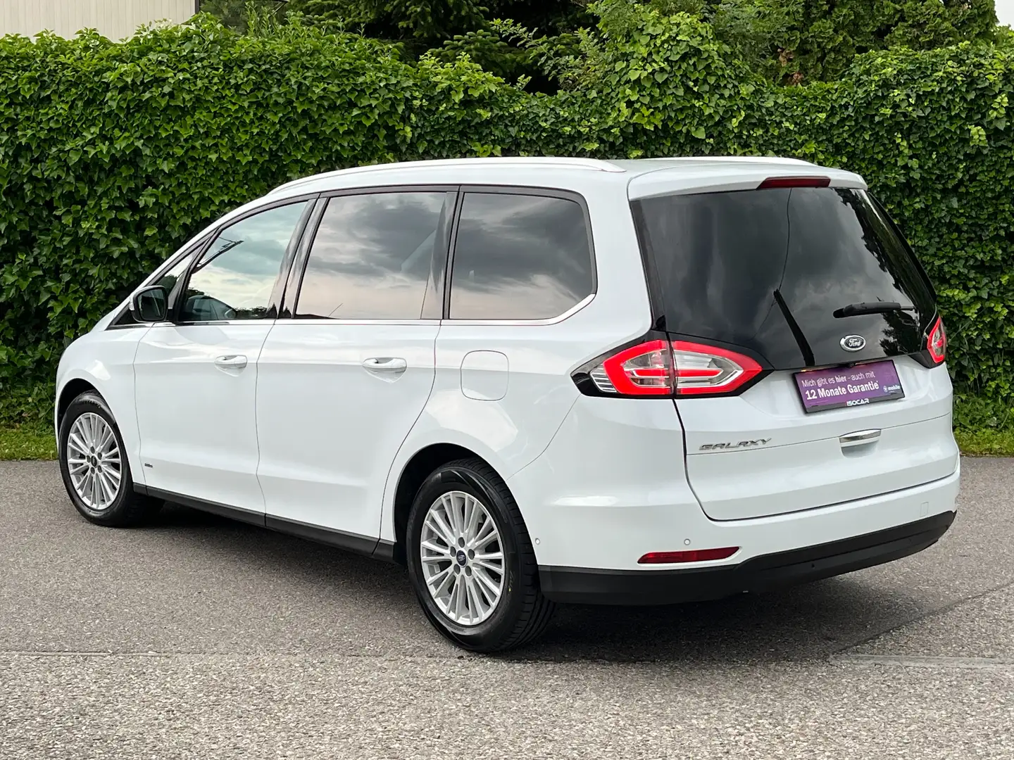 Ford Galaxy 2,0 AWD // TITANIUM / 7-SITZER / STANDHEIZUNG // Weiß - 2