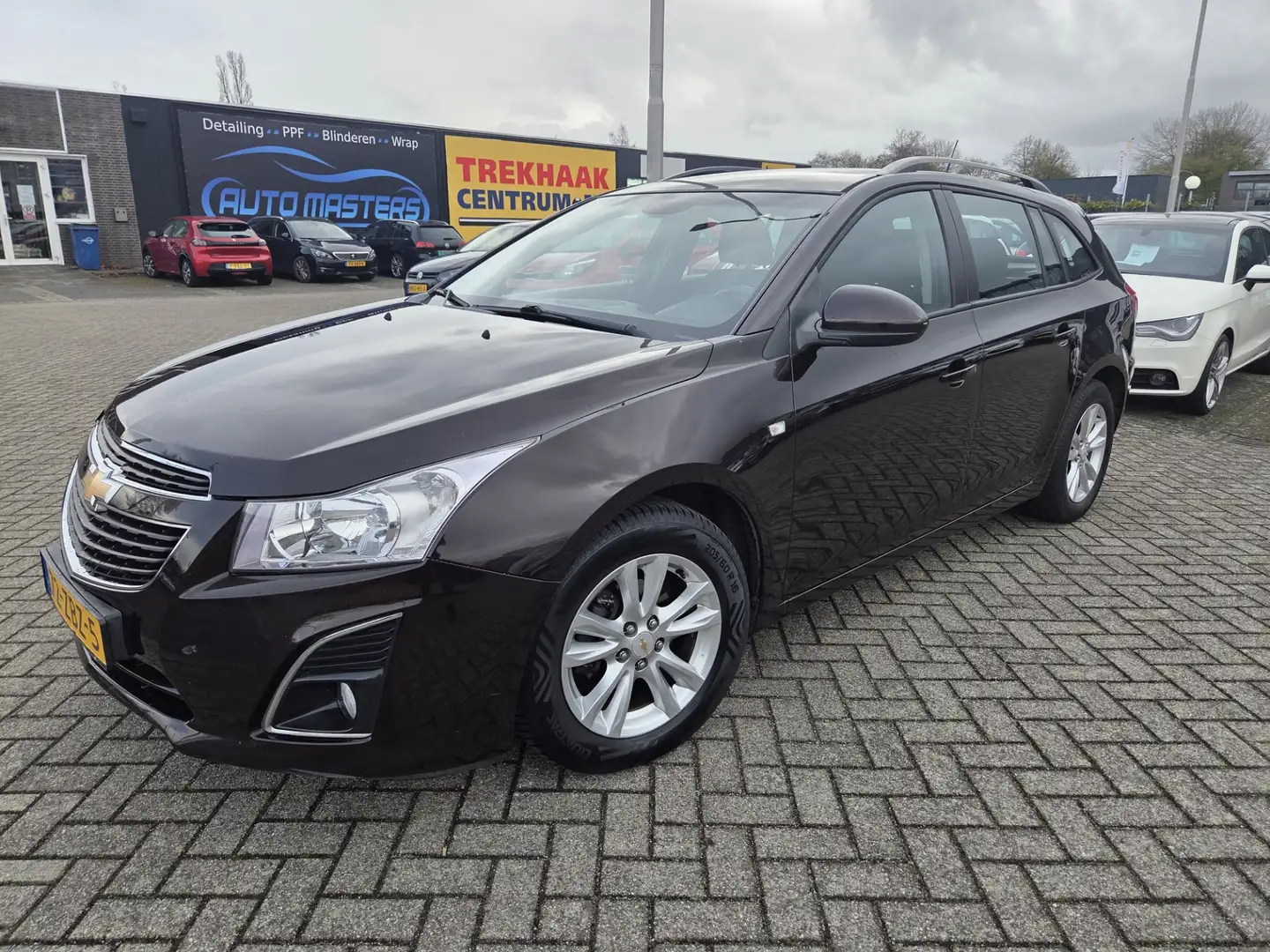 Chevrolet Cruze Station Wagon 1.4T LTZ/CAMRA/NAVI/CRUIS CONTROL/TR Marrón - 1