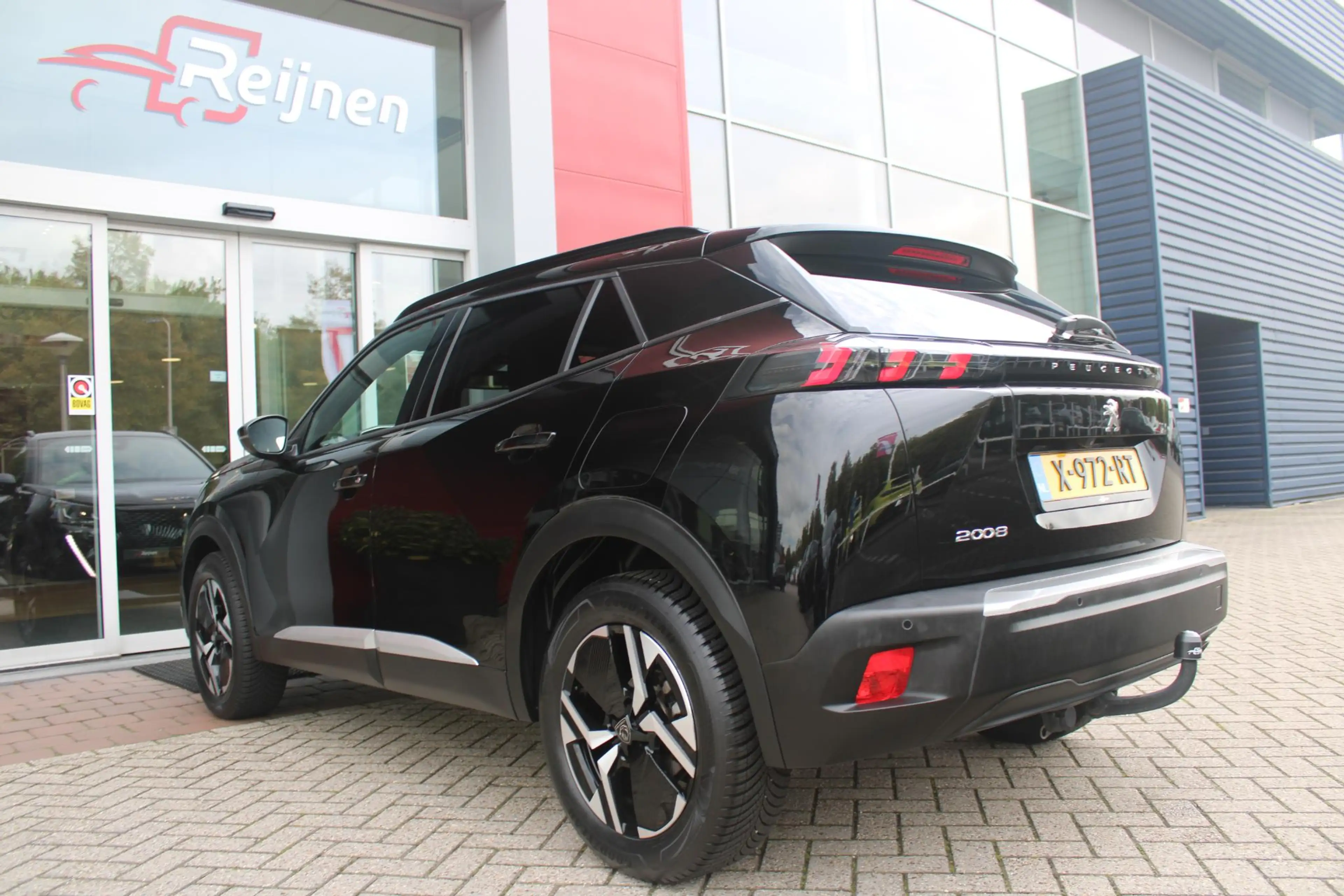 Peugeot 2008 1.2 100PK ALLURE PACK | AFNEEMBARE TREKHAAK | NAVI — photo 46