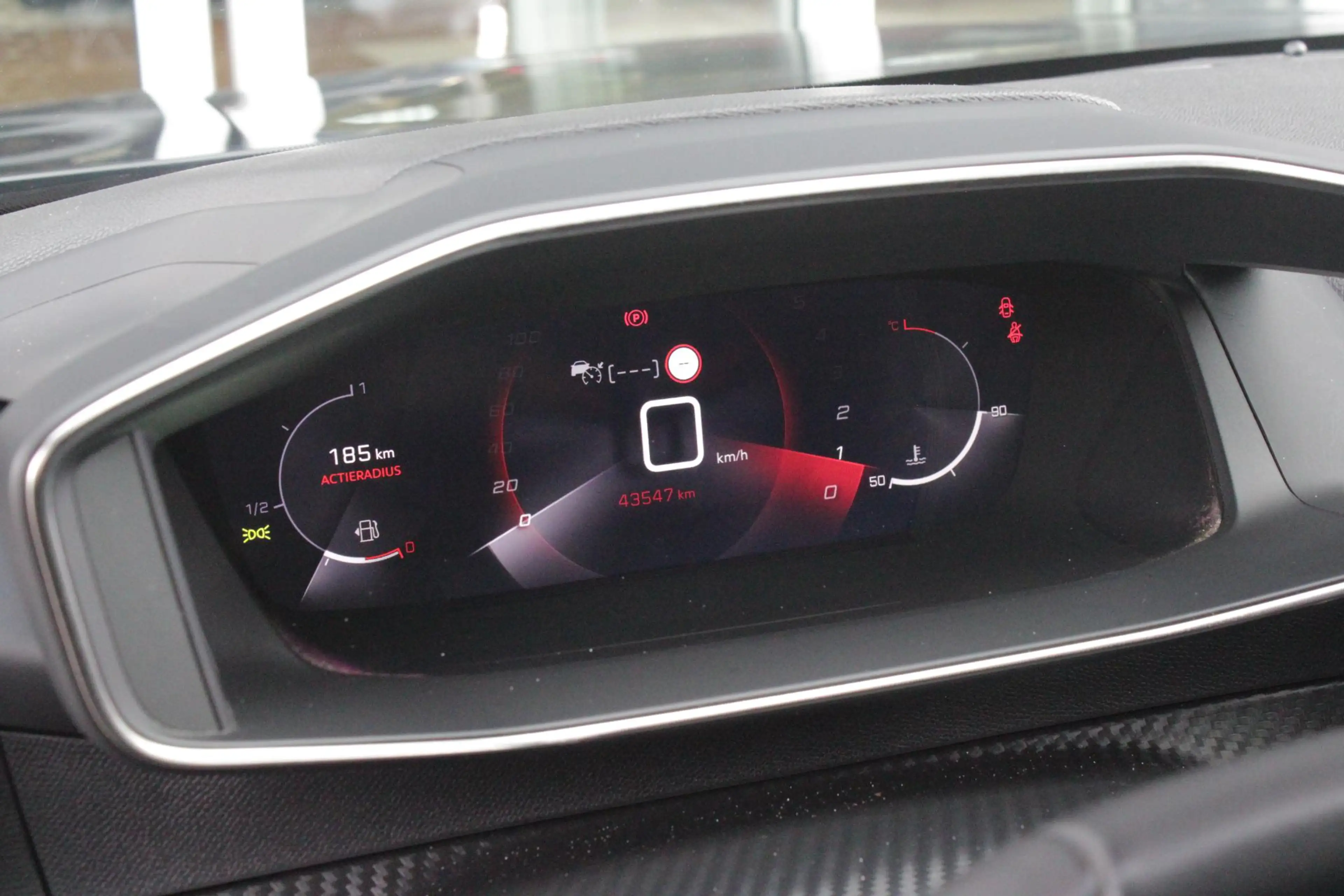 Peugeot 2008 1.2 100PK ALLURE PACK | AFNEEMBARE TREKHAAK | NAVI — photo 5