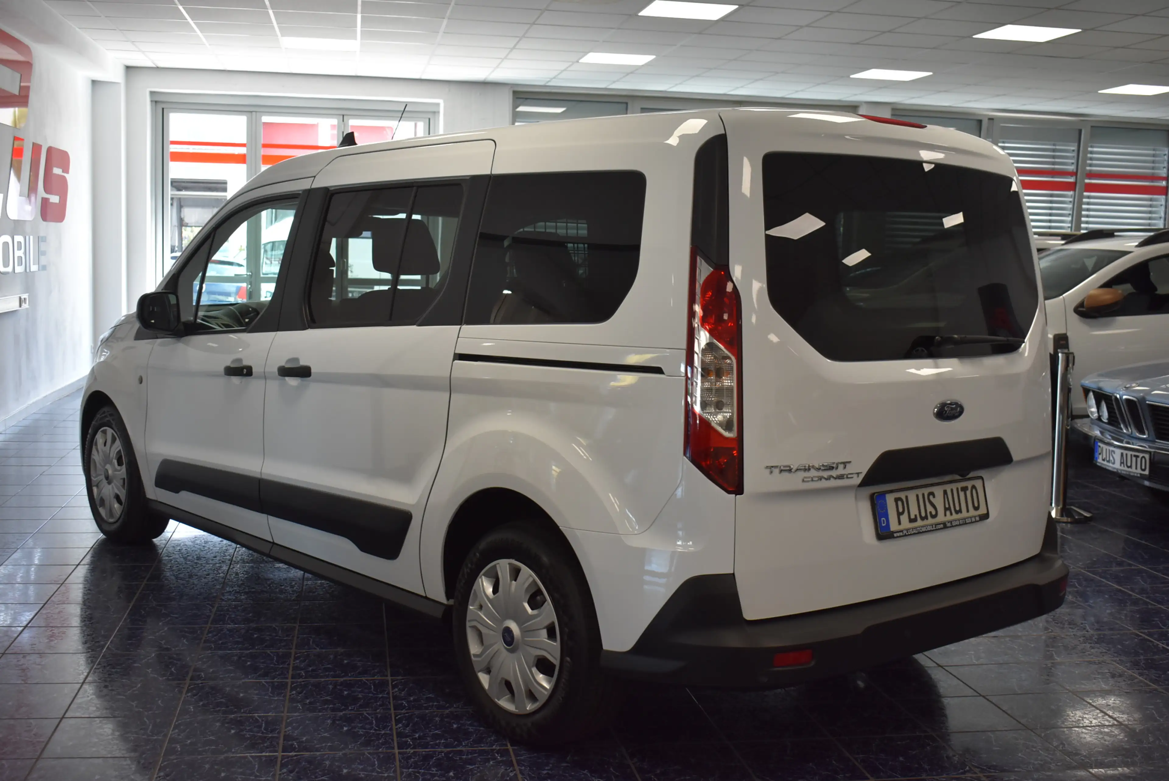 Ford Transit Connect Kombi lang Trend 5-Sitze — photo 5
