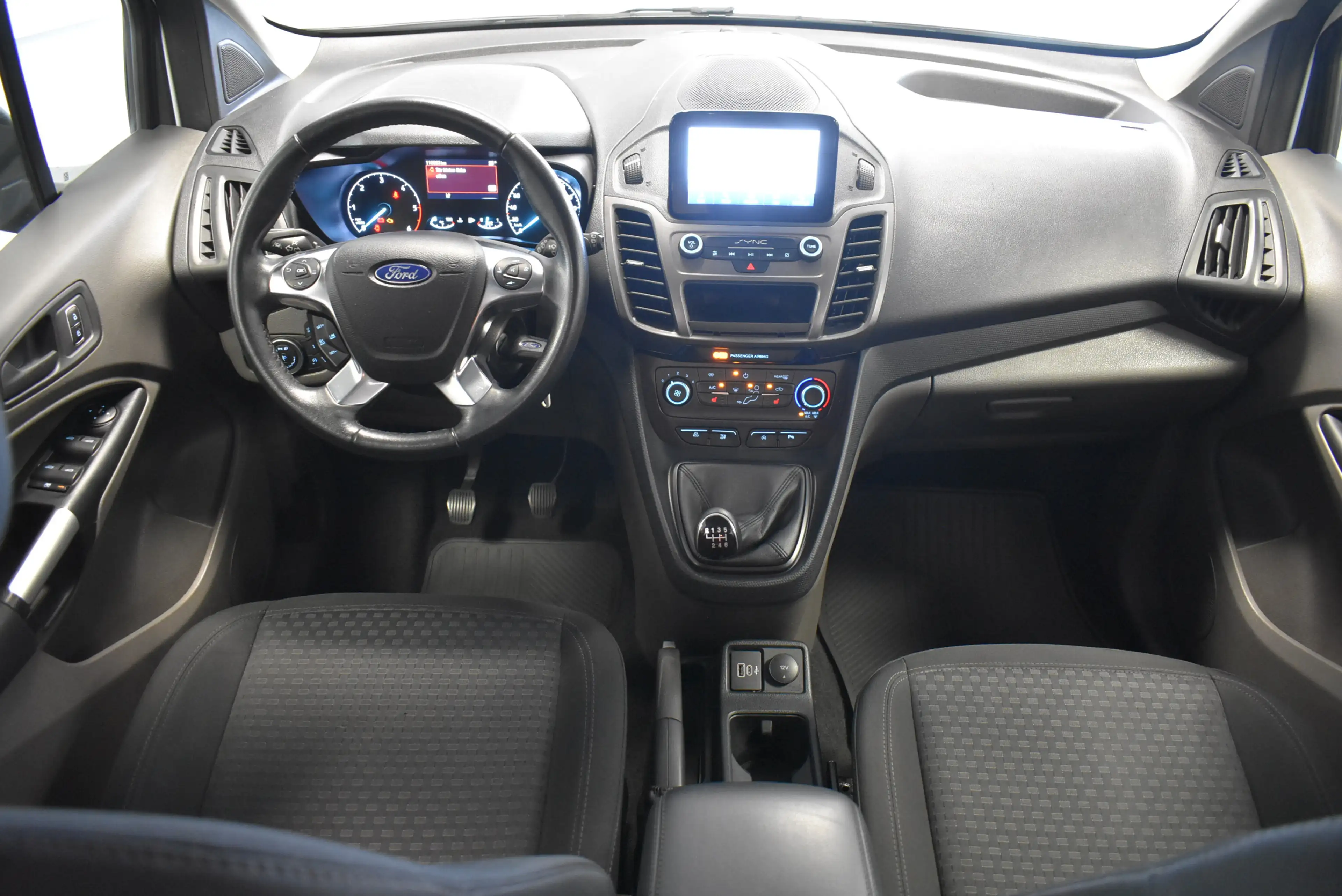 Ford Transit Connect Kombi lang Trend 5-Sitze — photo 13