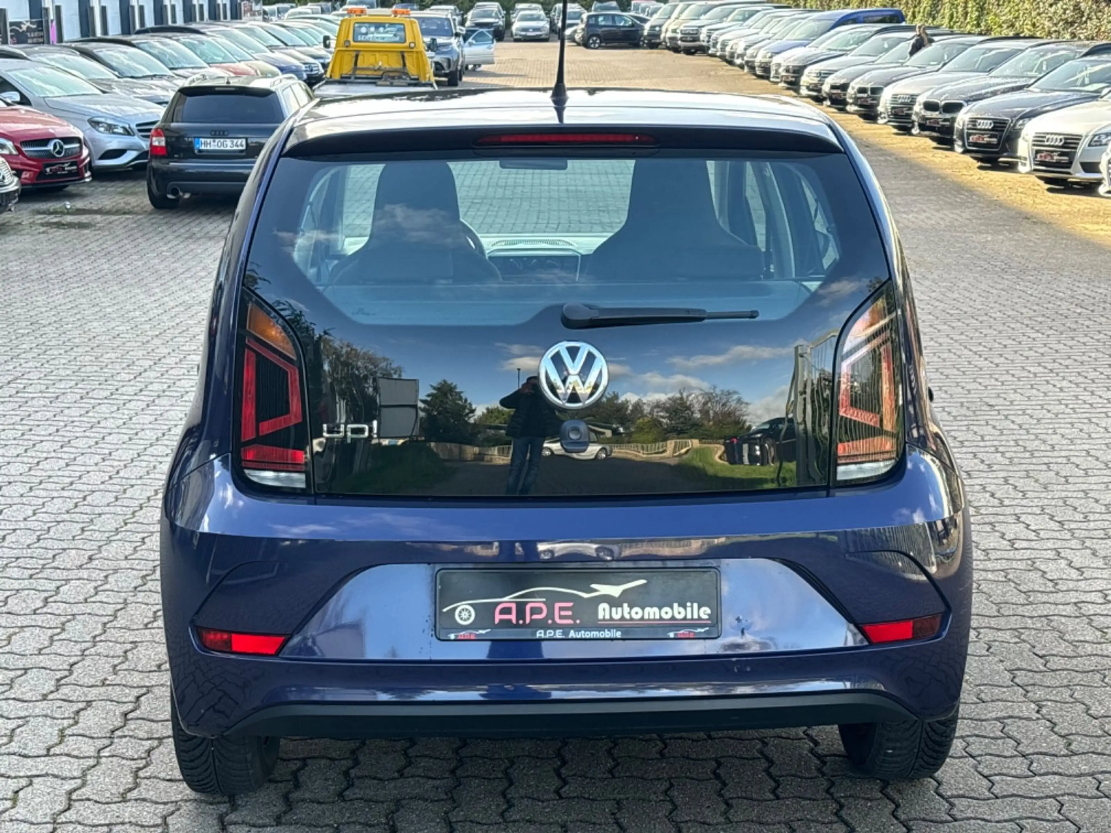 Volkswagen up! BMT Automatik Sitzhzg TÜV NEU — photo 5