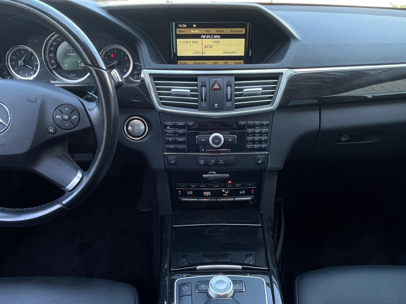 Mercedes-Benz E 350 Avantgarde heeft veel Opties — photo 12