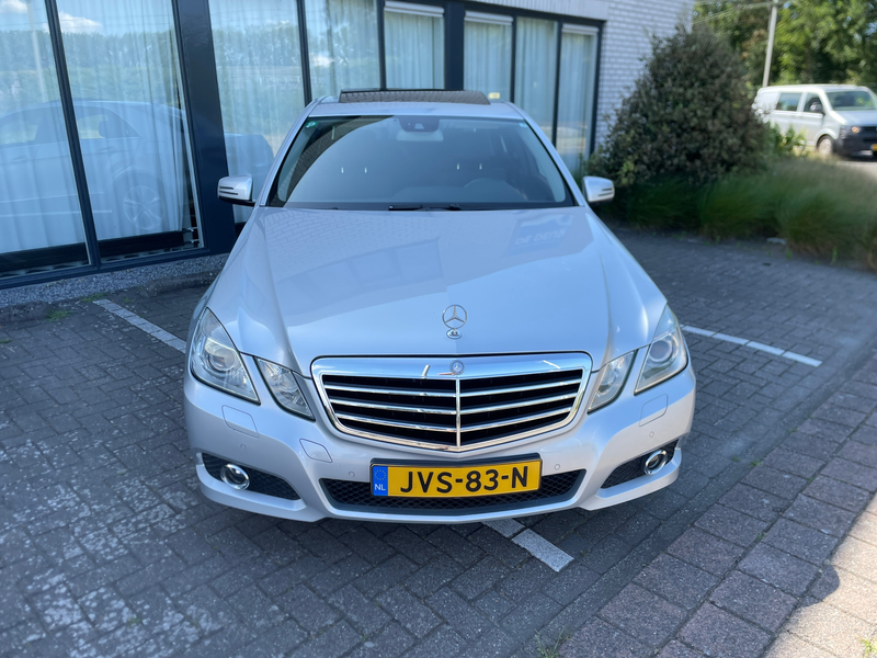 Mercedes-Benz E 350 Avantgarde heeft veel Opties — photo 23