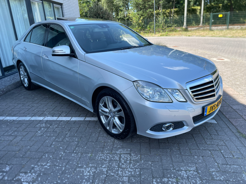 Mercedes-Benz E 350 Avantgarde heeft veel Opties — photo 3