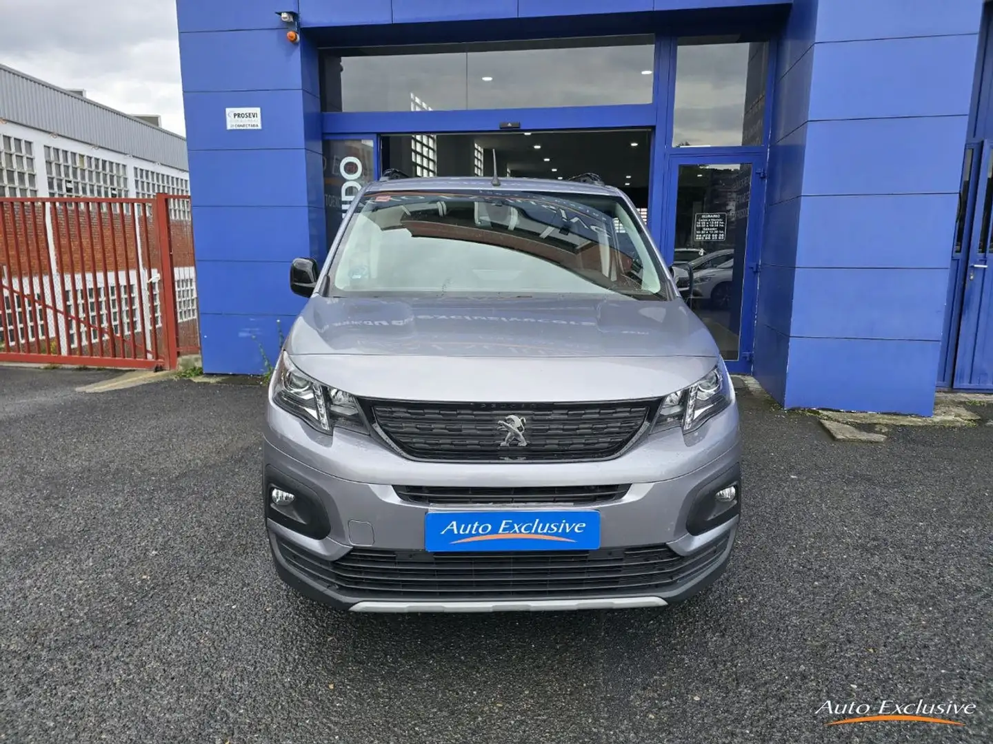 Peugeot Rifter 1.5BlueHDi S&S Standard GT Line 100 Gris - 2