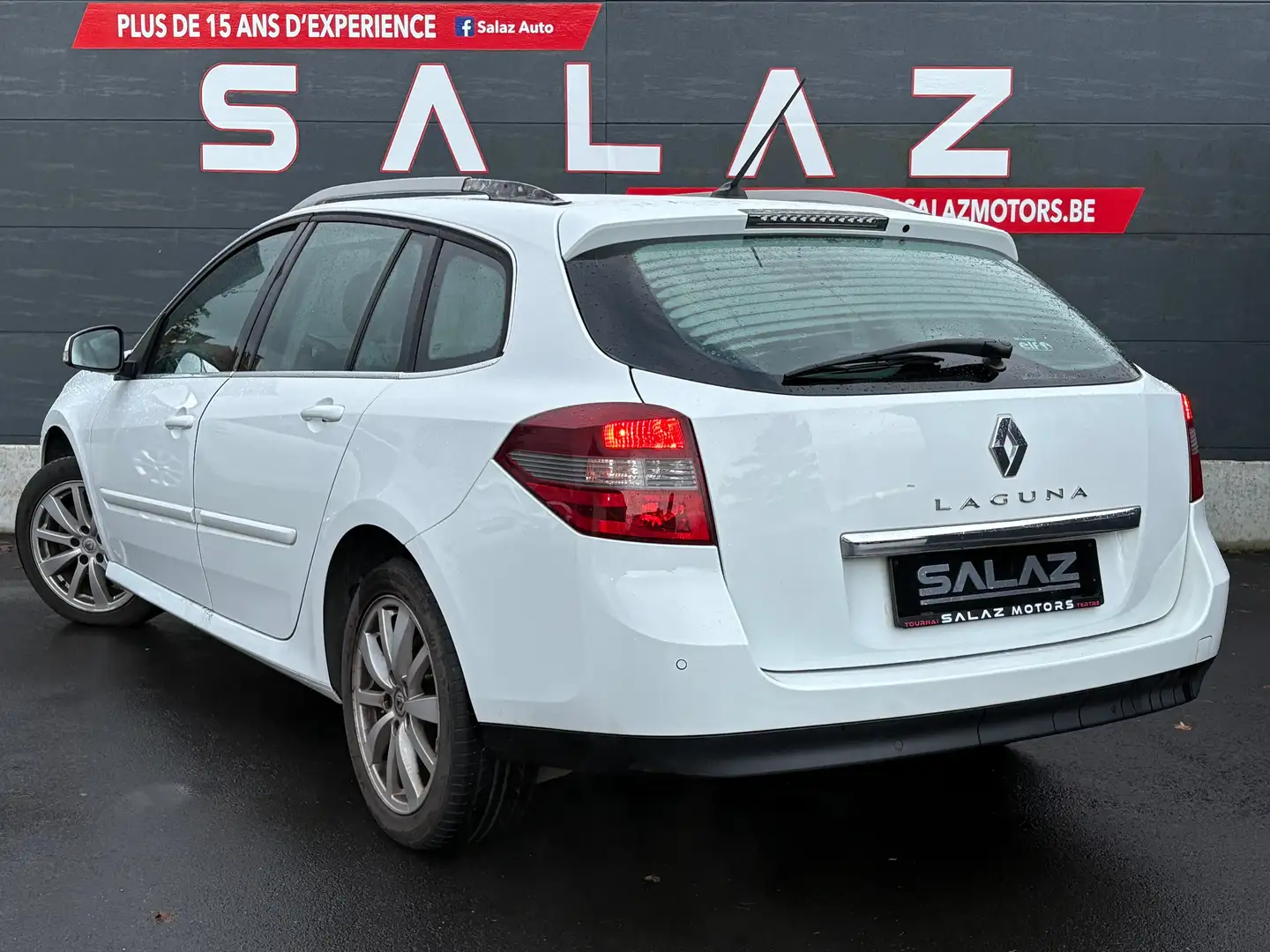 Renault Laguna Laguna 1.5 dCi ECO2 /DIESEL/EXPORT/MARCHAND Blanc - 2