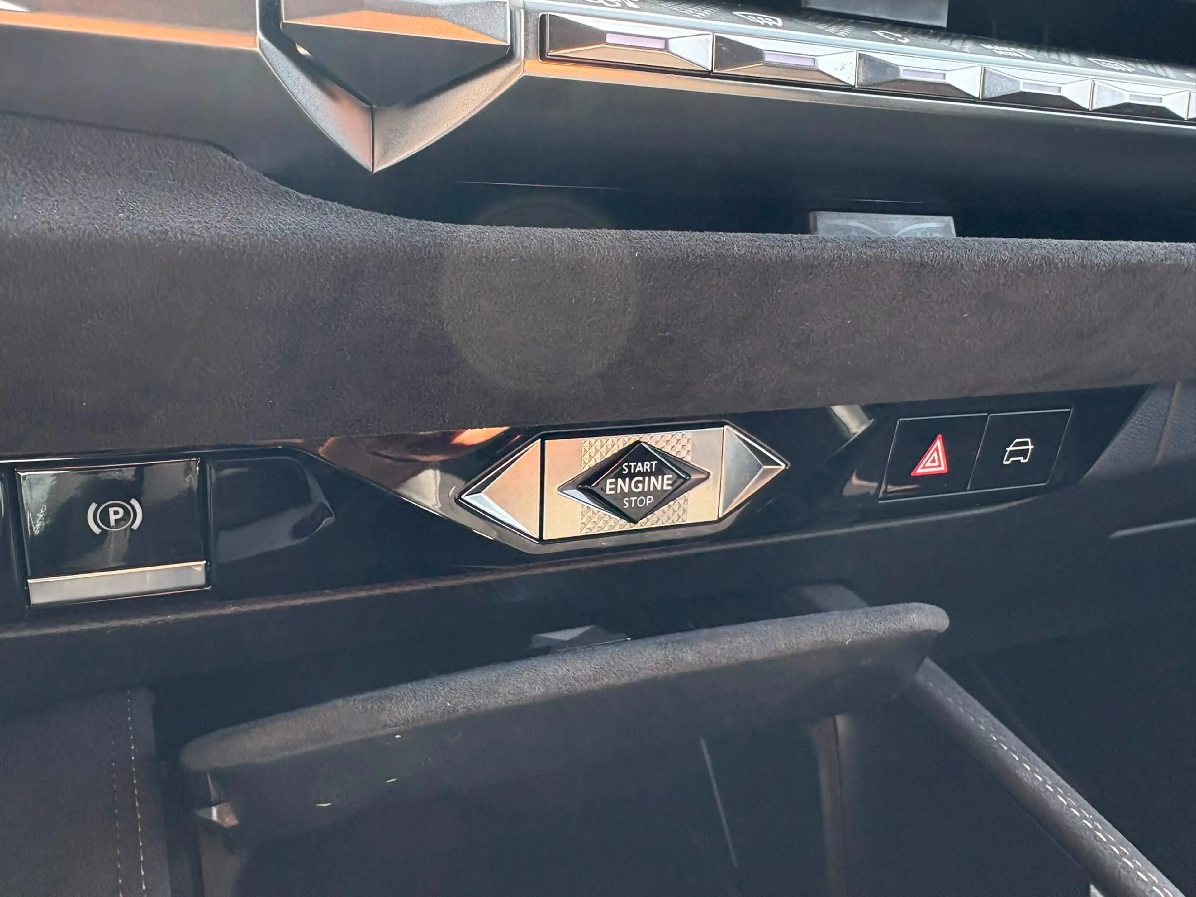 DS Automobiles DS 4 DS4 PURETECH 130CH PERFORMANCE LINE AUTOMATIQUE — photo 11