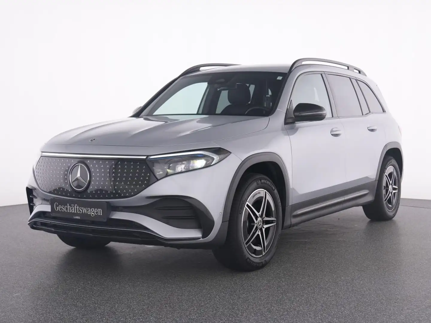 Mercedes-Benz EQB 300 4M AMG+NIGHT+AHK+TOTW+KAMERA+LED+PTS+SHZ Ezüst - 2