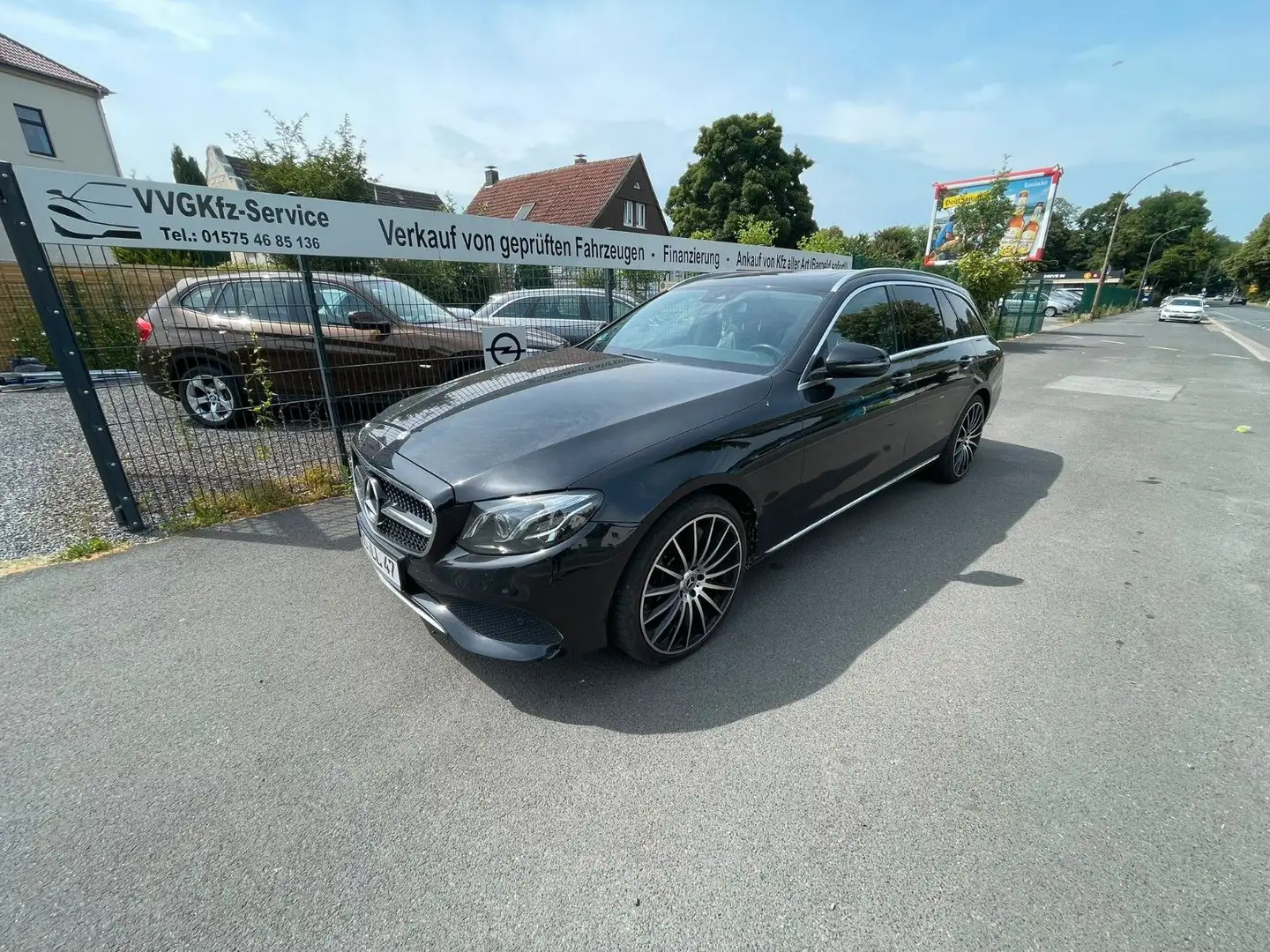 Mercedes-Benz E 350 T-Modell d 4Matic "Widescreen Cockpit"! Noir - 2